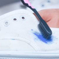 how to remove paint from shoes