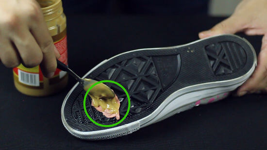 How To Get Gum Off Bottom Of Shoe