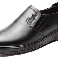 Image of best shoes for restaurant manager