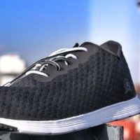 Image of how to clean mesh shoes